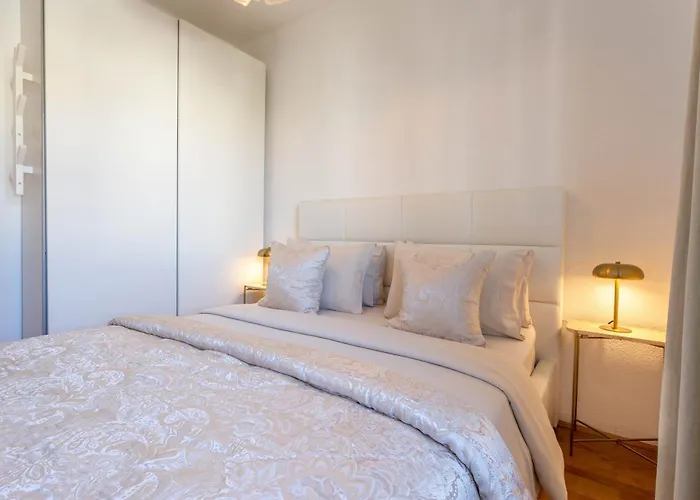 Tia Hvar View Apartman