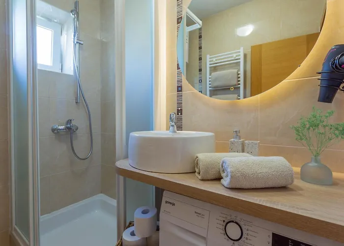 Tia Hvar View Apartman